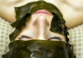 Algae on the face
